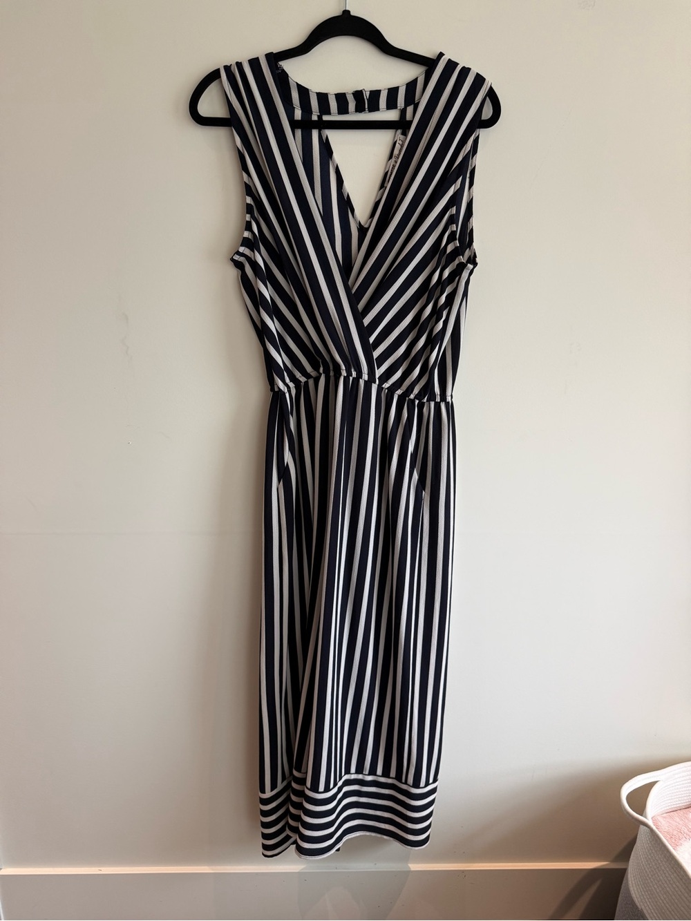 Striped V-Neck Sleeveless Wide Leg Jumpsuit - Navy & White